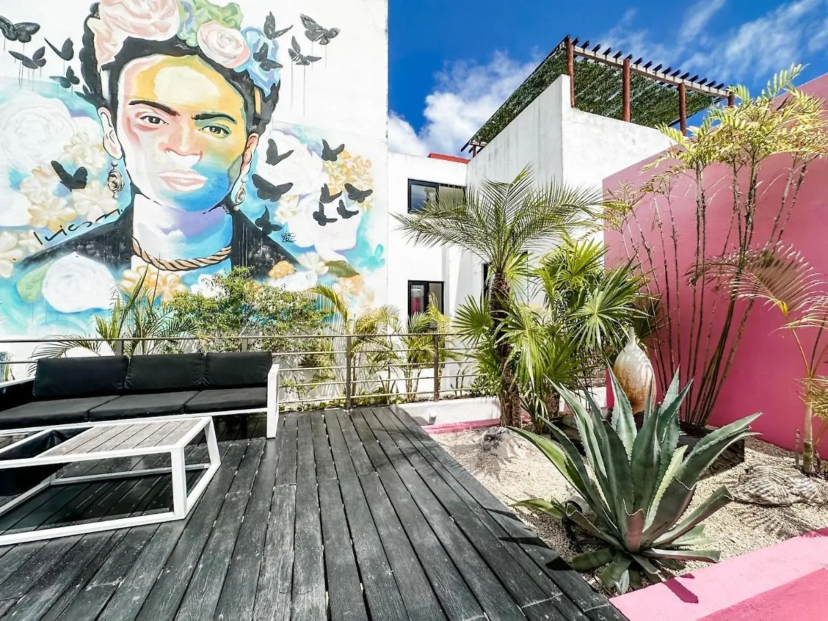 Dc 1103 Trendy Condo In Mamitas Beach Area Half Block To 5Th 0*, Playa del Carmen