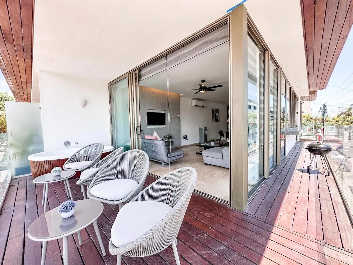 Apartment Dc 1103 Trendy Condo In Mamitas Beach Area Half Block To 5Th