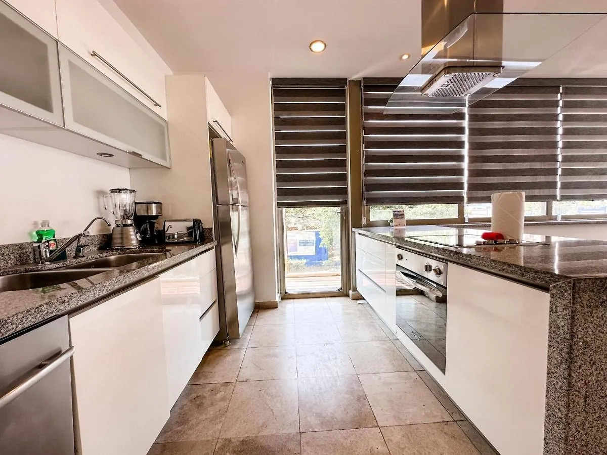 Dc 1103 Trendy Condo In Mamitas Beach Area Half Block To 5Th Apartment Playa del Carmen